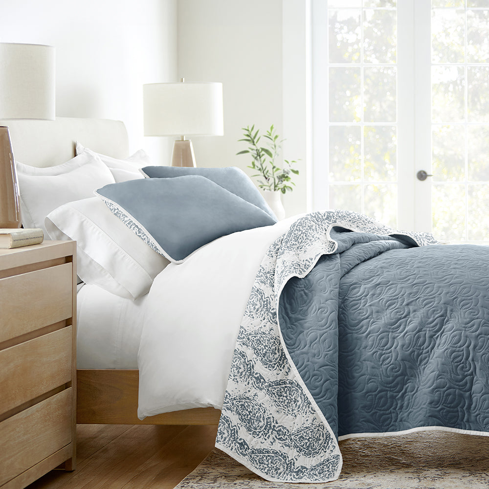 Distressed Damask Reversible Quilted Coverlet Set