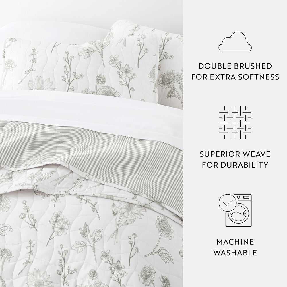 Blooming Daisy Reversible Quilted Coverlet Set