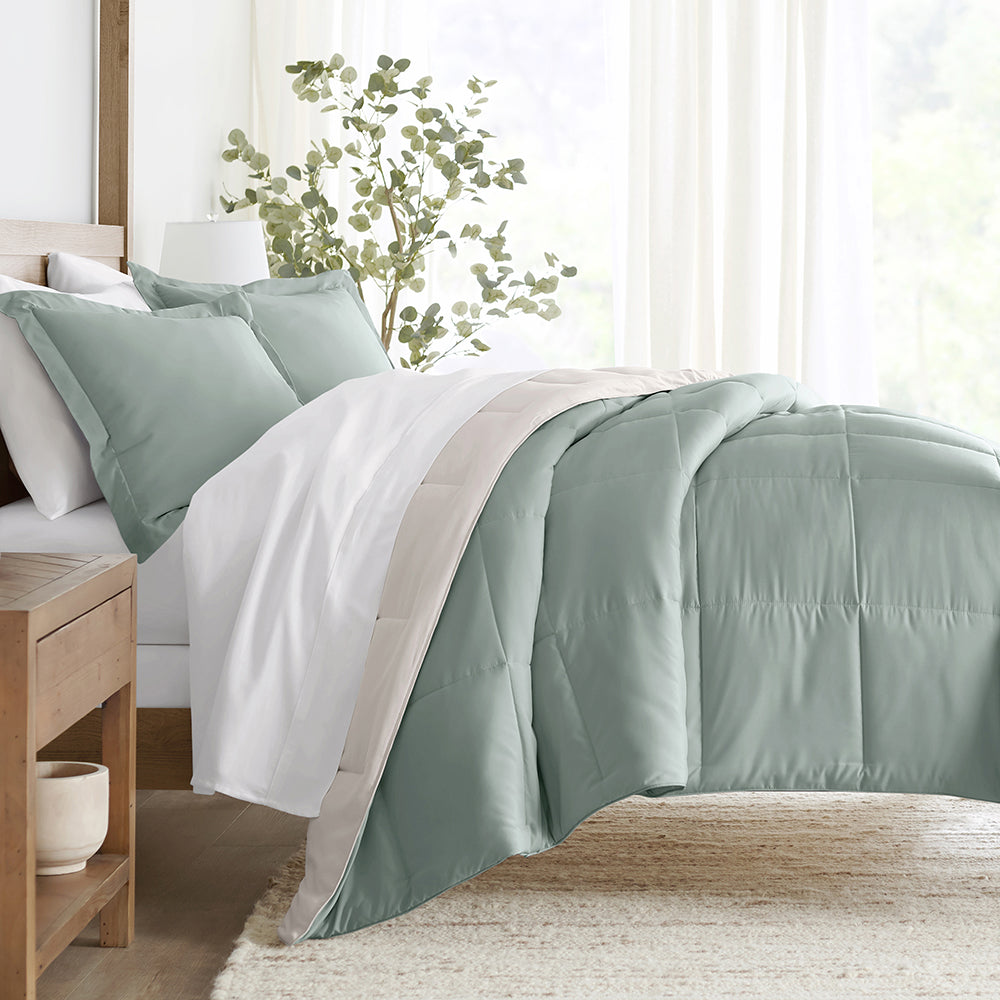 Reversible Down-Alternative Comforter Set