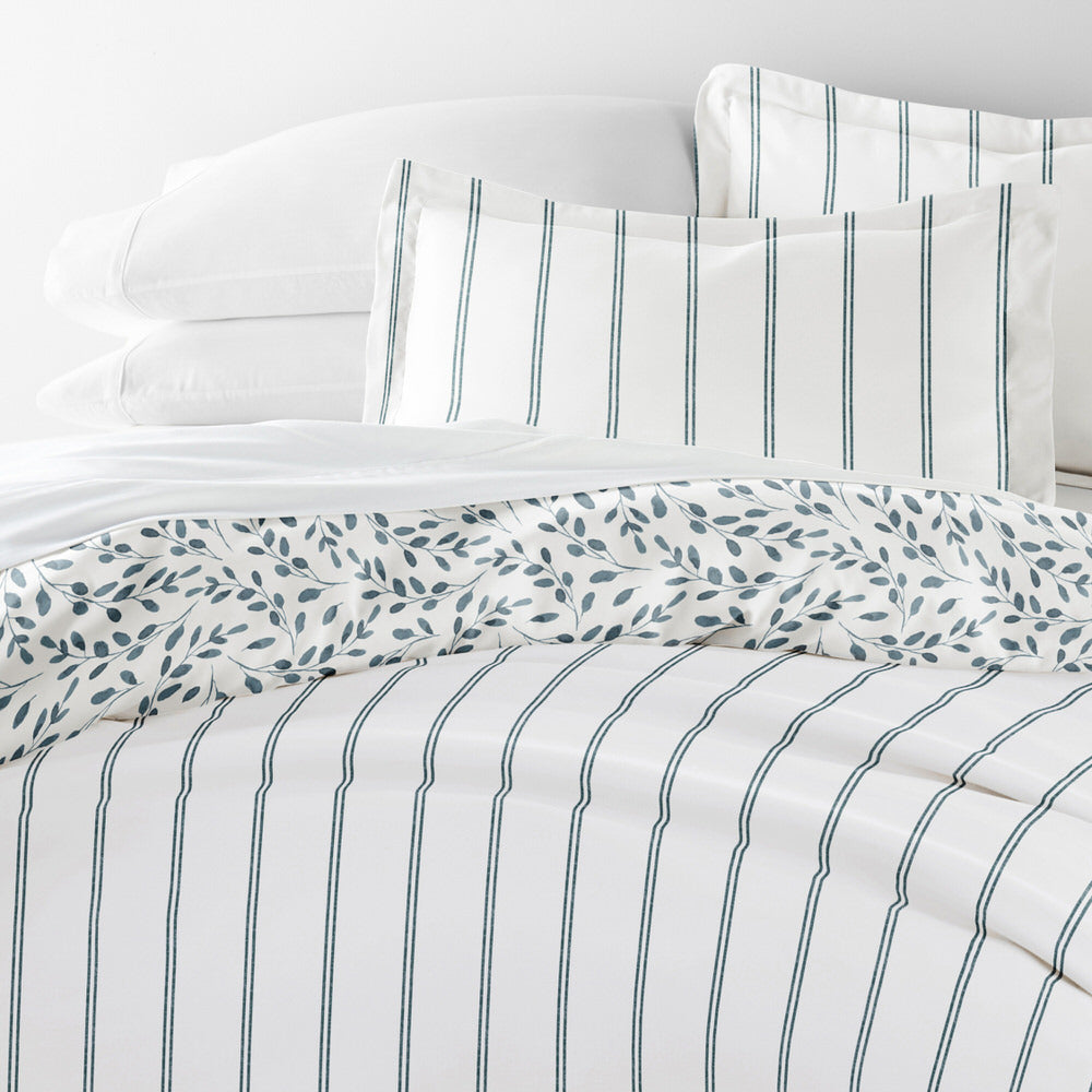 Watercolor Vines Pattern 3-Piece Reversible Duvet Cover Set (Sale)