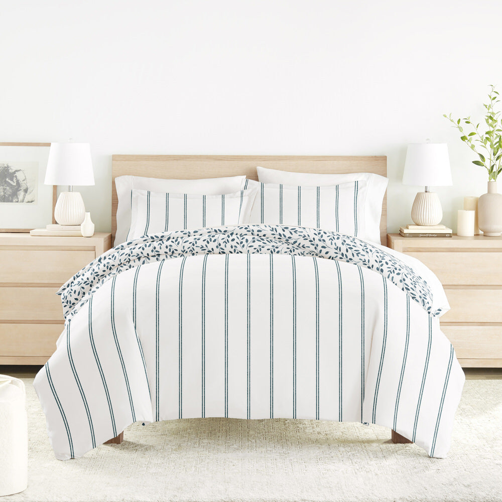 Watercolor Vines Pattern 3-Piece Reversible Duvet Cover Set (Sale)
