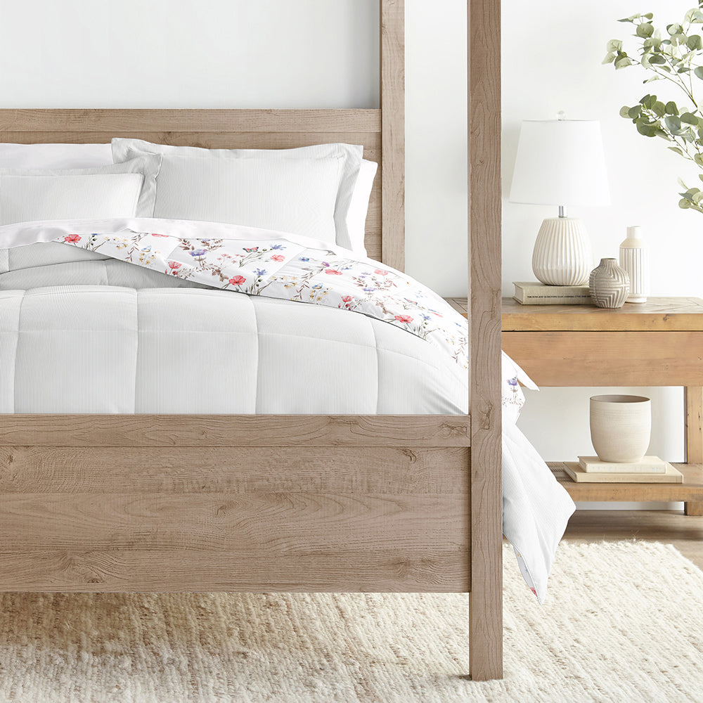 Meadow Floral Reversible Down-Alternative Comforter Set (Sale)