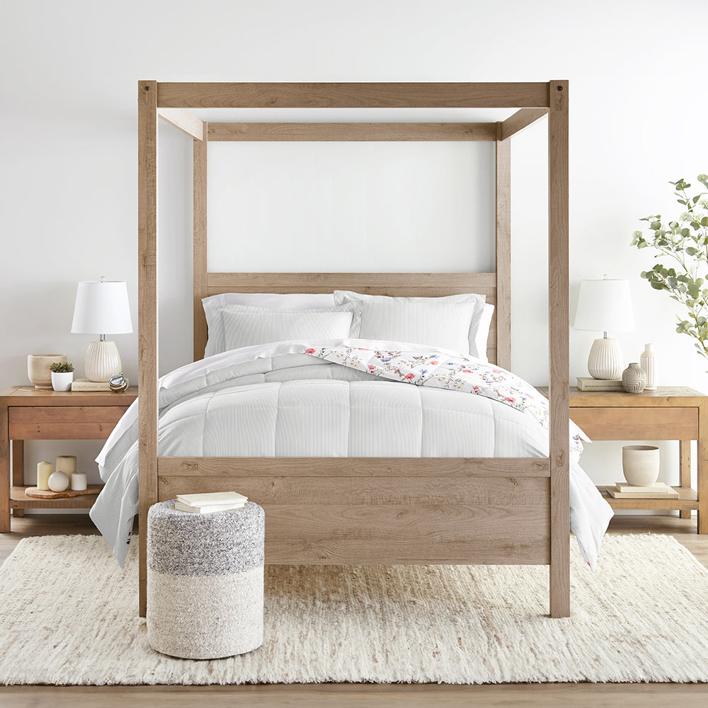Meadow Floral Reversible Down-Alternative Comforter Set (Sale)