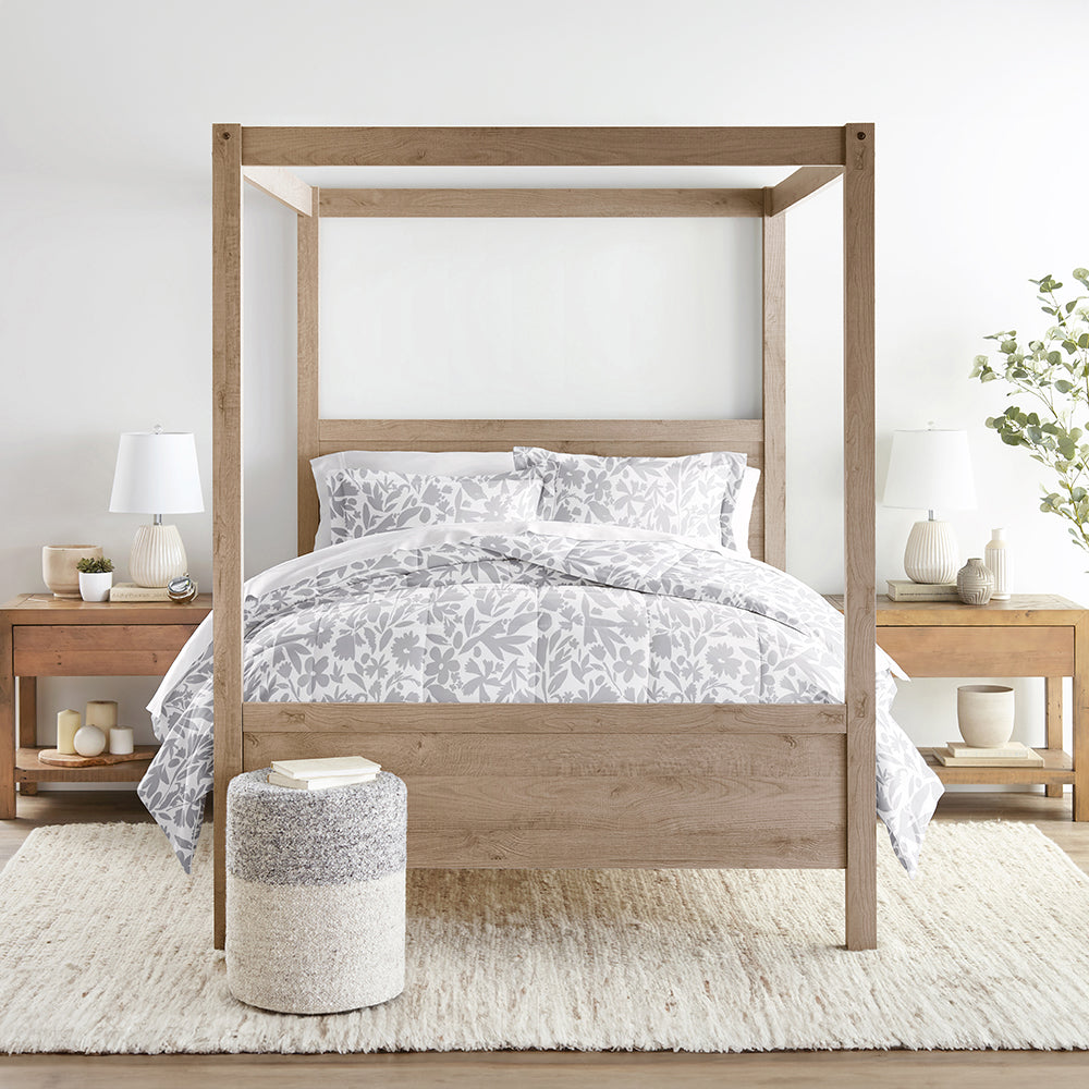 Abstract Garden Patterned Down-Alternative Comforter Set (Sale)