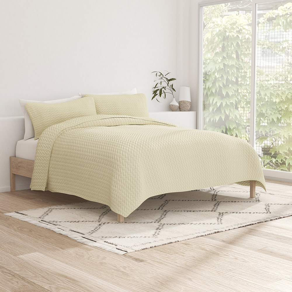 3-Piece Herringbone Quilted Coverlet Set